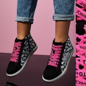 Torrid X Betsey Johnson Sneakers Size 10.5W